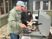 137JohnGaryCookingBurgers.JPG