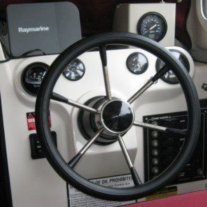 My Helm with Raymarine GpS and FlowScan fuel flow meter.