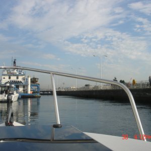 30 Sept Seattle trip
Entering locks from the 
saltwater side