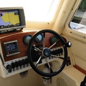 Teak helm panel TC255 ViewFinder