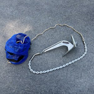 Anchor, anti-twist link, chain, and rode