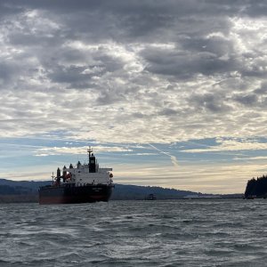 Testing new AIS with river traffic