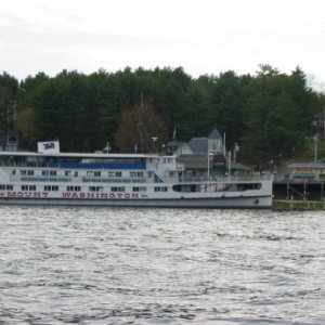 Tour boat the Mount Washington.
