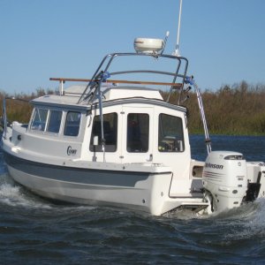 Steve (sea spray) running in the lee in Franks tract near Rio vista