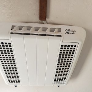 Media 'RV air conditioner' in album 'Grace Full's Owners'