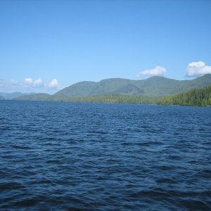 Unbelivable good weather up the inside passage.  It was like this all the way to Juneau.  Not a drop of rain for 3 weeks.