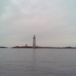 Graves Lighthouse (looking toward Boston) May 2009