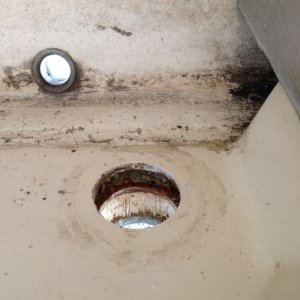 Transducer hole in sump