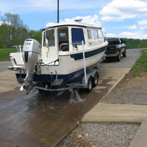 Media 'End of engine test and first launch' in album '1st boat launch'