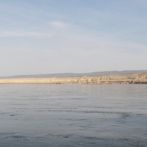 Media 'The cliffs go on for several miles.' in album 'I pulled into the launch site in Richland only to find out that a boat show was starting in the morning.  There were at least 50 shiny new boats at the park.  I was told to get to the launch early and there would not be a problem.'