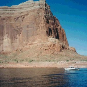 Media 'Vivien-C on Lake Powell' in album '(Moskwass)'