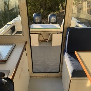 Media 'B2CC1000-6590-49F6-B4B9-9704BC7D15EE 1 105 c' in album 'table 1'