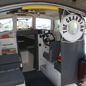 Media 'Cockpit of 19ft angler, The Guardian' in album 'Out for a run on the Caloosahatchee'