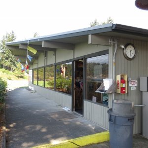Blakely store - only 2 flavors of ice cream in stock, but still better than the madness at Friday Harbor!