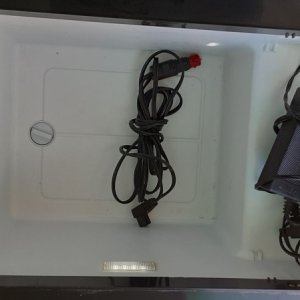 AC/DC electric refer comes with AC/DC cords