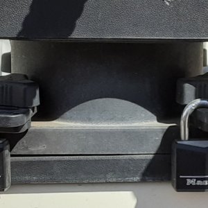 all down riggers lock into place