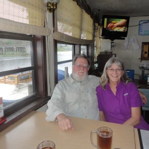 Media 'Valentine's Day' in album 'Sanford Boat Works'