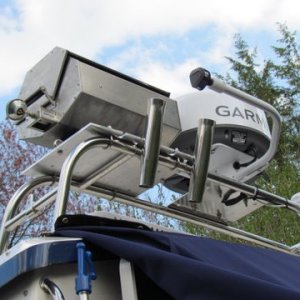 done plate mounted, grill on the mounting plate with locking bar installed