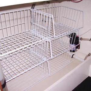 Rubbermaid Stacking Wire Storage Bins