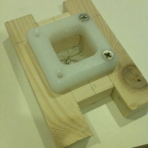 Table support over routing guide.