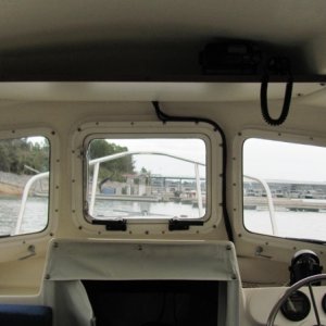2 way standard horizon emergency radio.