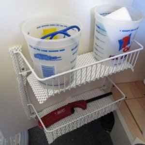 6 wire storage on door; scoot guard keeps it from percussive echoing