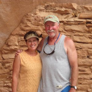 Toni and Russ at Defiance House at Forgotten Canyon 9-15-09.Sized