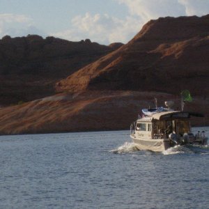 Traveler Running on Escalante 9-20-09.Sized