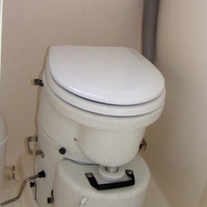 (Pat Anderson) Airhead Marine Composting Toilet
