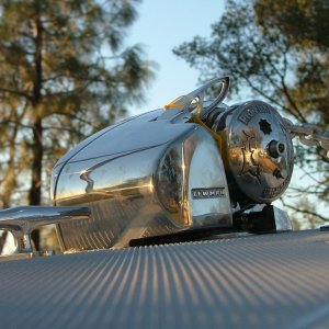 New Windlass Pro-Fish 700 with free fall option.