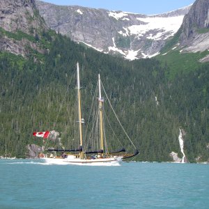 (Hunkydory) Tracy Arm-sailboat