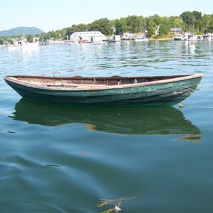 A commonly seen "peapod" dinghy.