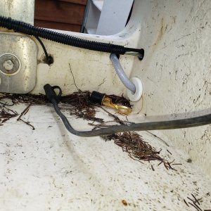 Transom water enterance