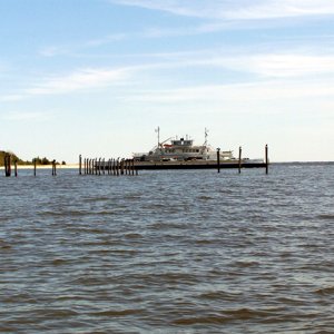 Minnesott Ferry, Neuse River, NC