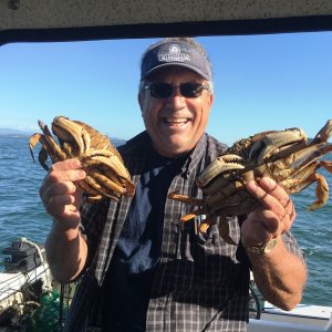 Media '2016 crab season' in album 'Eastsound 2016 #1'