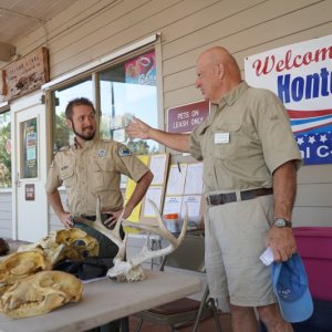 Tom introduces Ranger Naturalist for talk