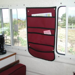 Another item from Janet's Dreamer Canvas Shop. Handy little pockets for those things I usually lose in a drawer.