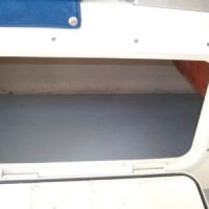 Media 'Portside Storage Area' in album '2006 19' C-Dory'