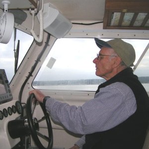 Dave Olson at helm 6-11-06
