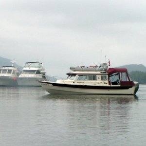 Daydream at anchor at Pruth Bay 6-13-06