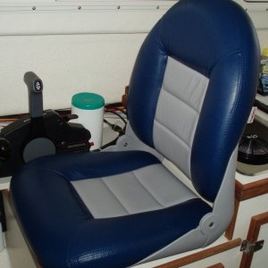 Helm seat