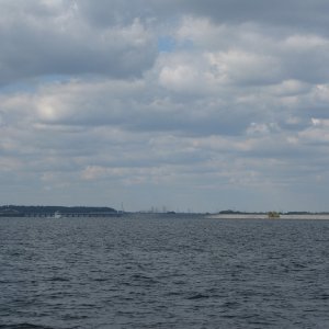 We took a quick trip through the canal over to Lake Barkley to take a quick look around.