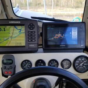 Lowrance HDS7 gen 2 installed 2014
Garmin 741xs installed Spring 2016