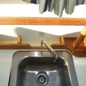 Galley organizer