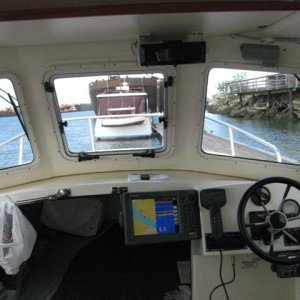 Clean uncluttered.. install  ...Furuno..NavNet..NavPilot..Furuno VHF..Honda Digital Tachs and Fuel Management guages