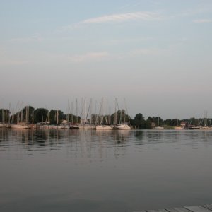 North-westerly view from the berth at Calverts Marina, Solomons Island, MD
Thu 01 Jun 2006 06:20:21 AM CDT
