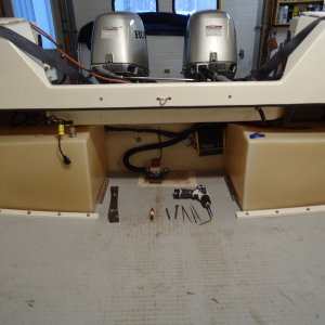 Tanks back in.  Aluminum channel allows width for 2 6 gallon tanks.