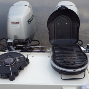Coleman Fold and Go Grill
Coleman sinle burner