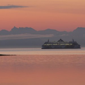 Media 'BC Ferry from Newcastle Island 5 a.m.' in album 'BC Ferry from Newcastle Island 5 a.m.'