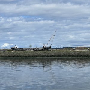 Shipwrecks Inlet to Fisherman Bay